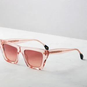 Malaga - Pink Blush. Dick Moby