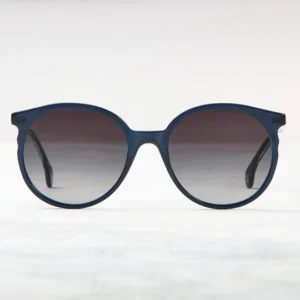 Saint Malo - Layered Midnight. Dick Moby